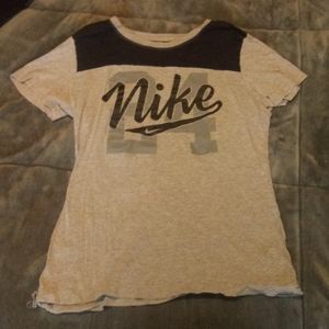 Nike #24 slim fit tee shirt